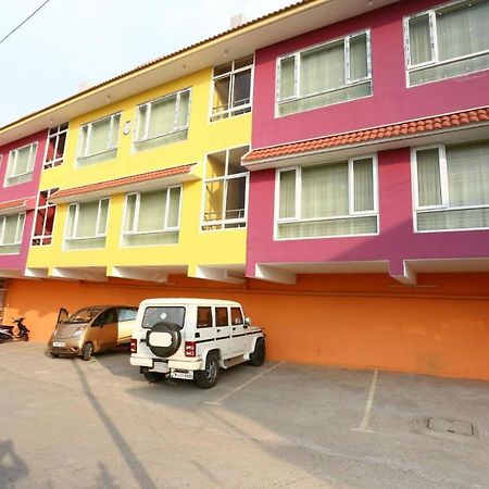Mmr Holiday Inn Ooty Exterior foto